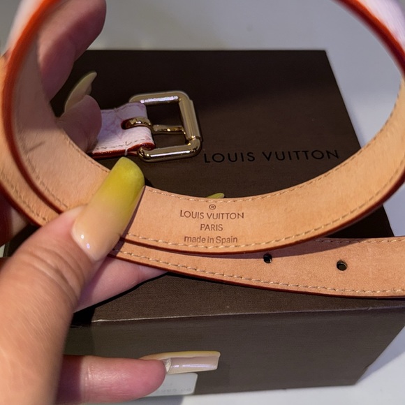 Louis Vuitton Belt - Picture 4 of 7